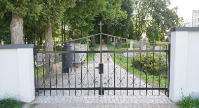 wejście od ul. Średniej