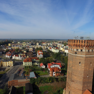 Wieża zamkowa i widok na miasto z góry