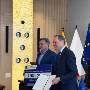 podpisanie umowy z Marszałkiem