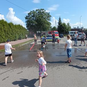 DZIEŃ DZIECKA NA DWORCU W CZŁUCHOWIE