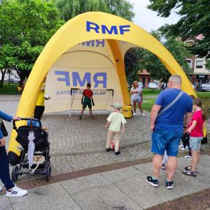 IMPREZA RADIA RMF NA RYNKU W CZŁUCHOWIE
