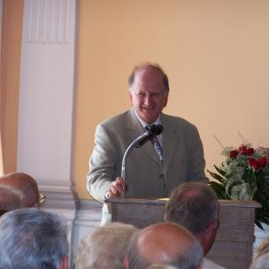 Alfred Recours
