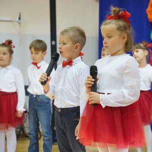 DZIEŃ NAUCZYCIELA W CZŁUCHOWSKIM PRZEDSZKOLU