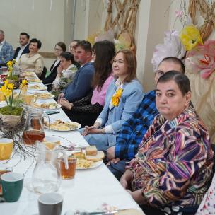 ŚNIADANIE WIELKANOCNE W CZŁUCHOWSKIM ŚDS